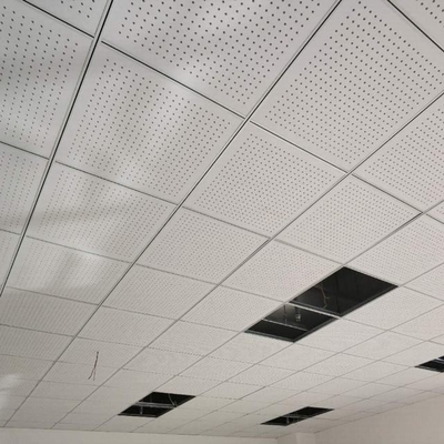 PVC-film gips plafondtegelplaat voor decoratief gebruik, plafondpaneel van gipsmateriaal
