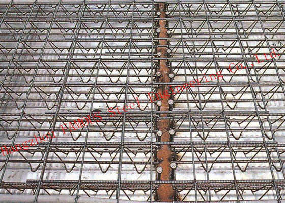 De gegalvaniseerde 11.8m Bundel van de het Staalbar van Decking van de Metaalvloer HRB500E Versterkte, 0.5mm Concrete Vloer Decking