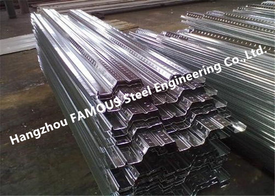 13mm Golf Zilveren ISO 3834 Metaalvloer Gegalvaniseerde Decking