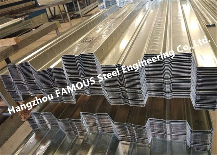 13mm Golf Zilveren ISO 3834 Metaalvloer Gegalvaniseerde Decking